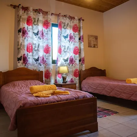 Hermes Villa Coral Bay